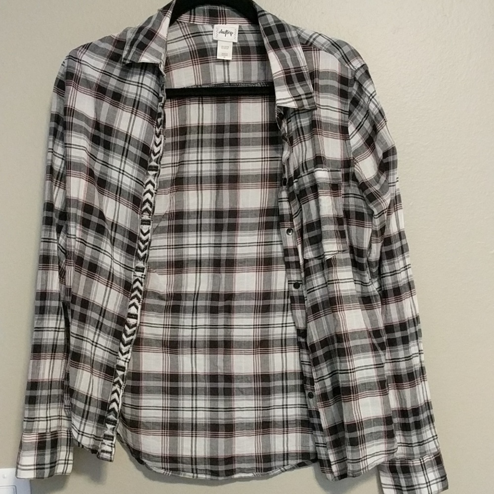 Plaid daytrip top